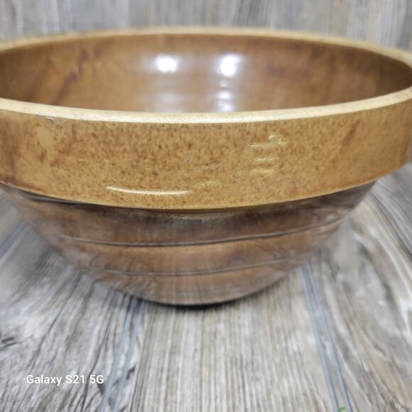 Vintage Bowl Stoneware Mixing Bowl, Brown Chevron Ribbed - Picture 2 of 5